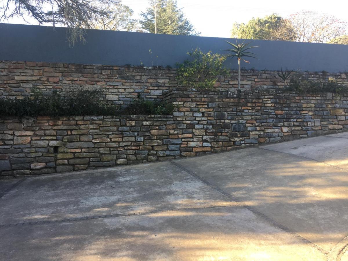 Wedmore Place With Solar Grahamstown Exteriér fotografie